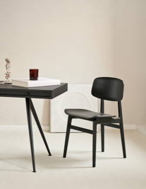 Spisebordsstole i oak, stole uden polstring, enkelt og klassisk